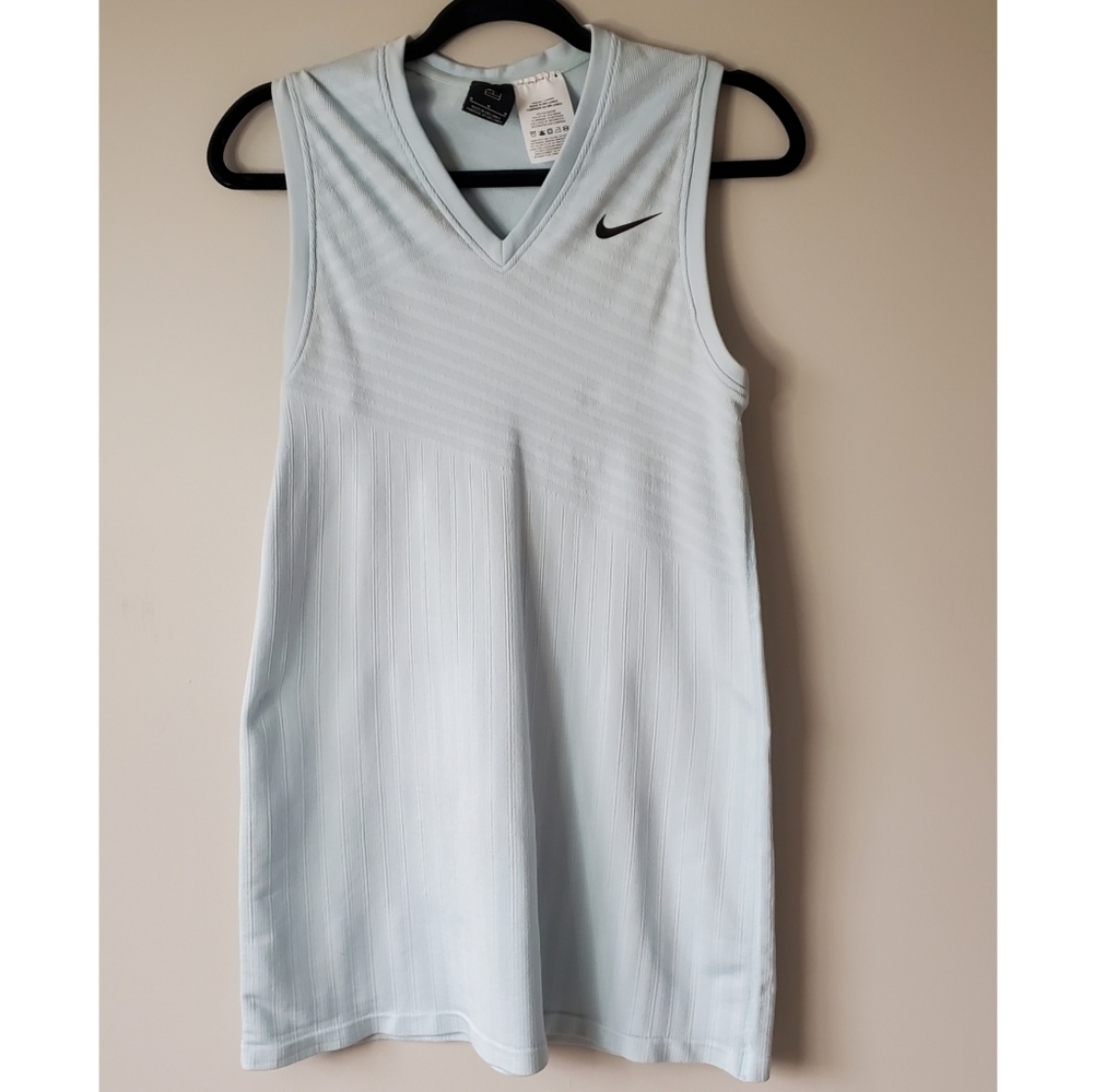 ~ 😛host pick😚 ~Nike✅ Dress 👗 EUC LIKE NEW!~host pick~